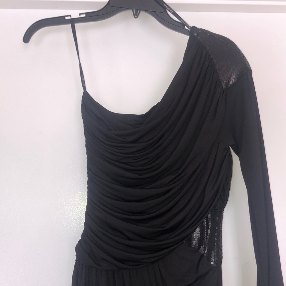 Bebe cold shoulder sequin dress - Picture 2 of 4
